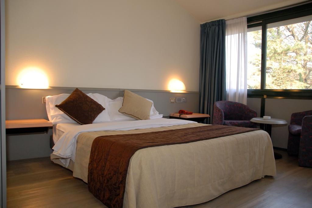 Green Hotel Motel Vergiate Dış mekan fotoğraf